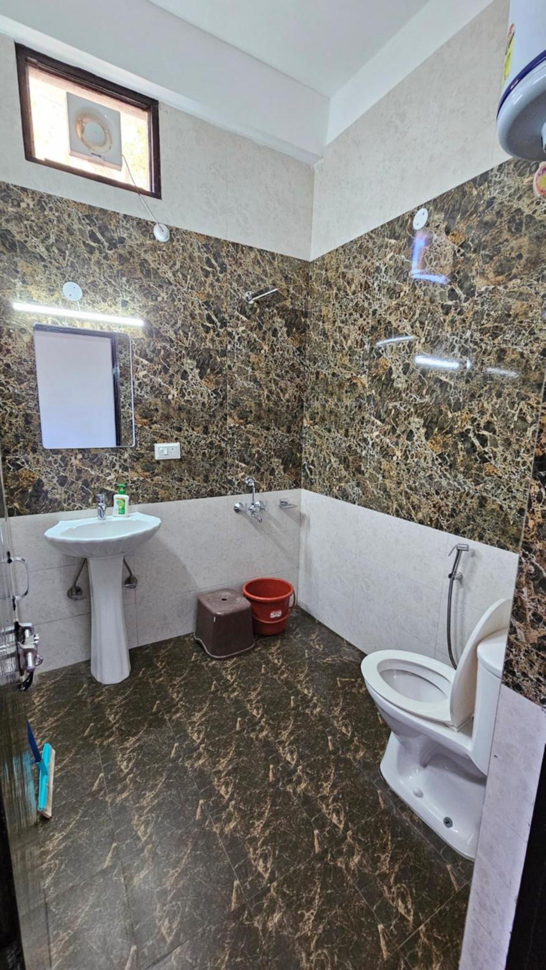 On The Rocks Hotel Kasauli Luaran gambar