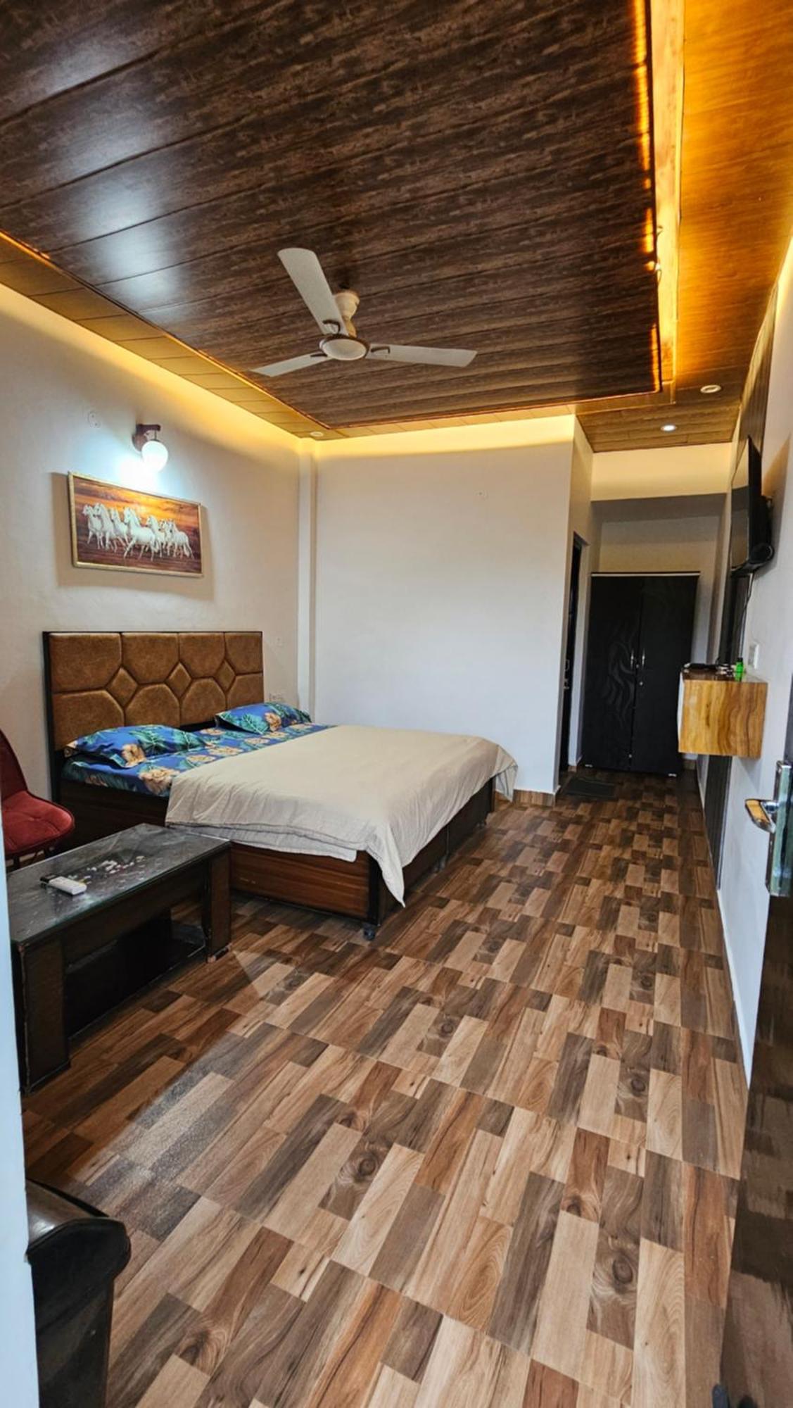 On The Rocks Hotel Kasauli Luaran gambar