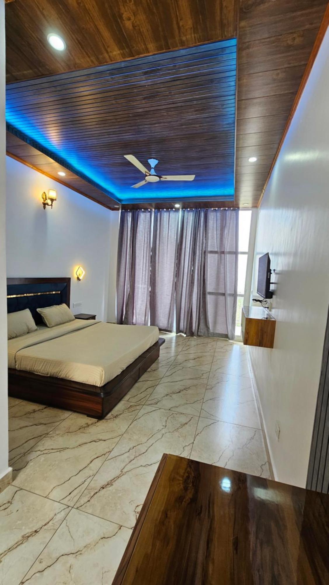 On The Rocks Hotel Kasauli Luaran gambar