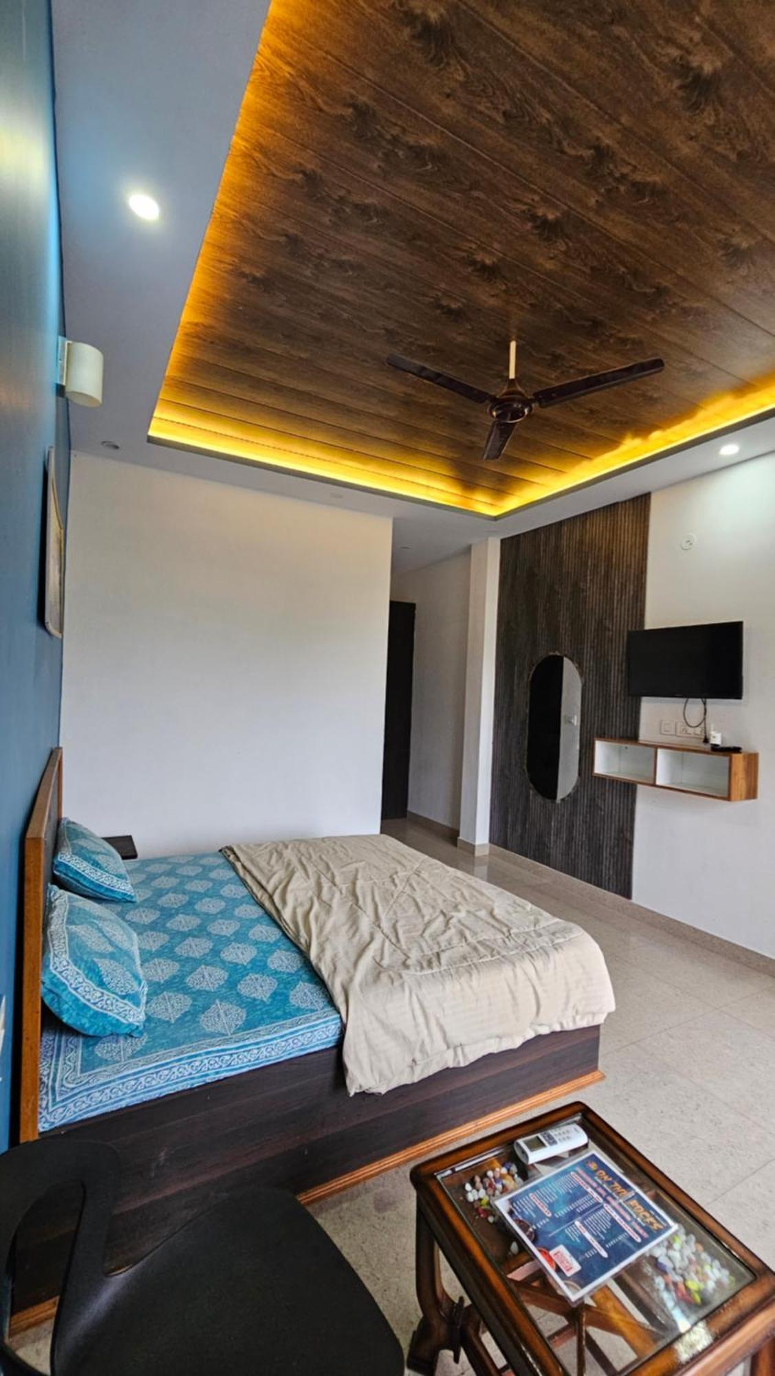 On The Rocks Hotel Kasauli Luaran gambar