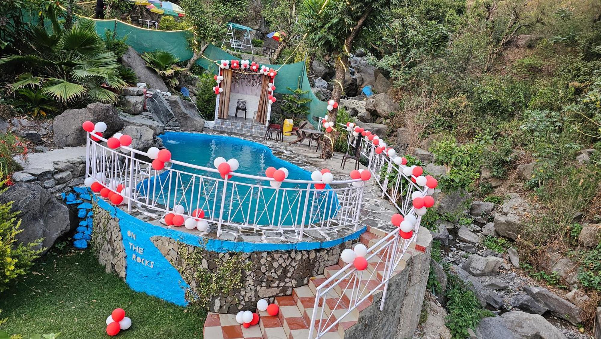 On The Rocks Hotel Kasauli Luaran gambar