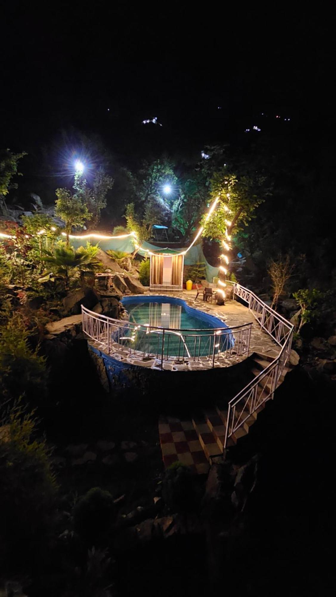 On The Rocks Hotel Kasauli Luaran gambar